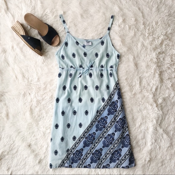 Fashion Fuse Dresses & Skirts - Blue print empire waist batik print summer dress v neck spaghetti strap